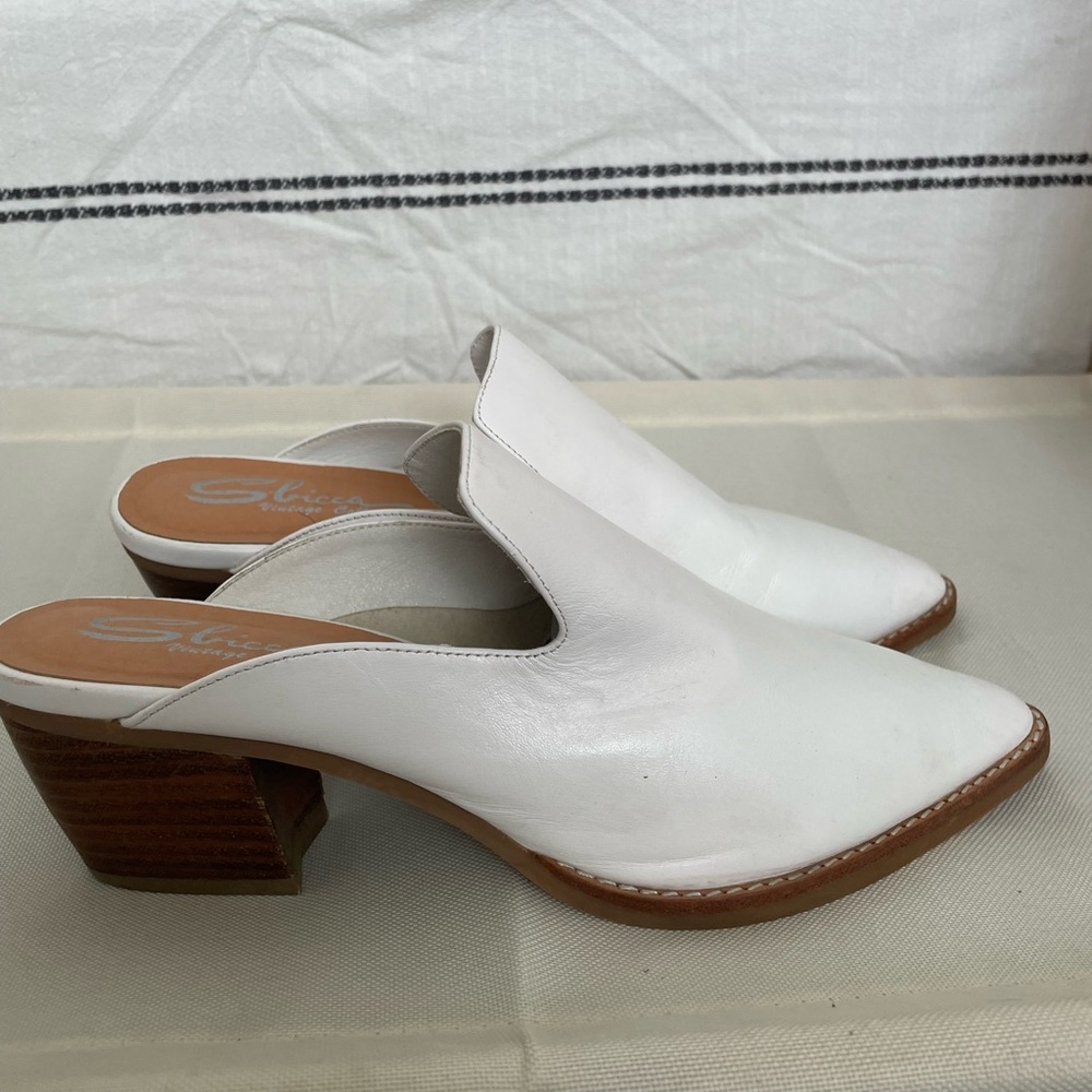Sbicca White Leather Mules with Wooden Heel